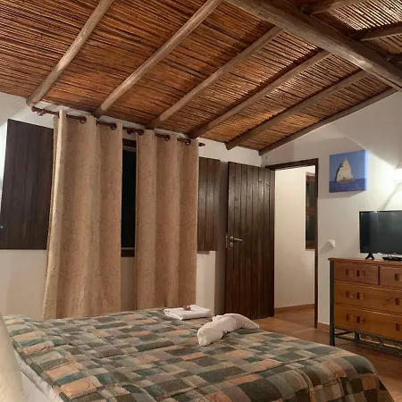 Hill House Tatil Evi Silves