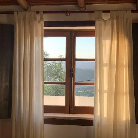 Hill House * Silves