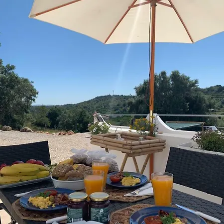 Hill House Tatil Evi